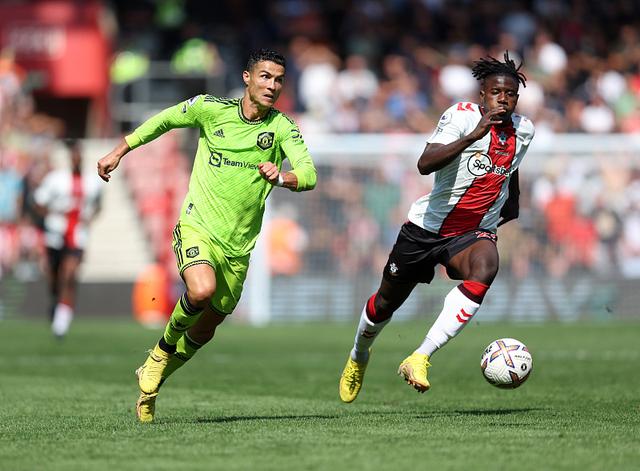 葡萄牙体育前锋哲凯赖什